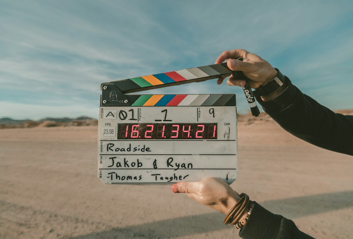 Claquete numa filmagem exterior